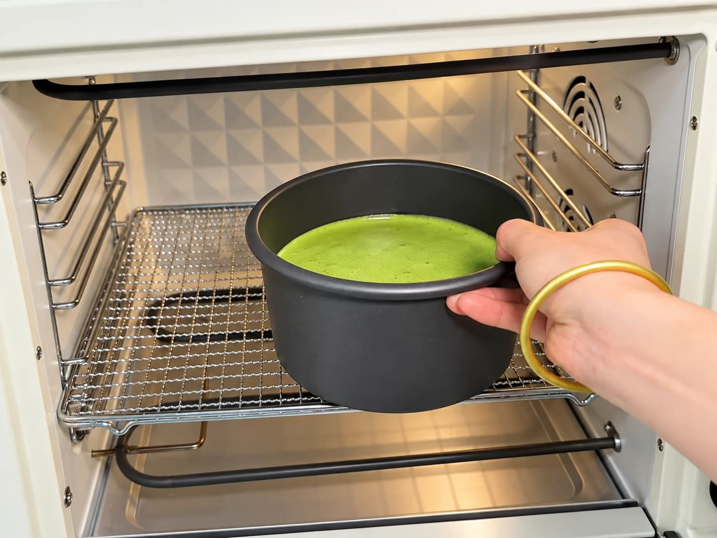 Nướng và làm nguội cốt matcha