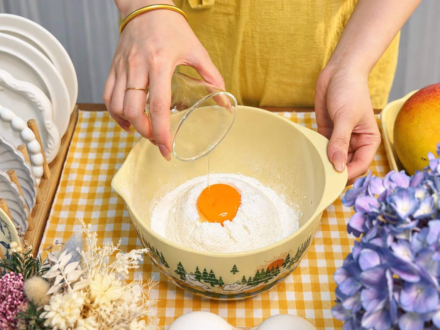 Trộn bột vỏ tart hạnh nhân
