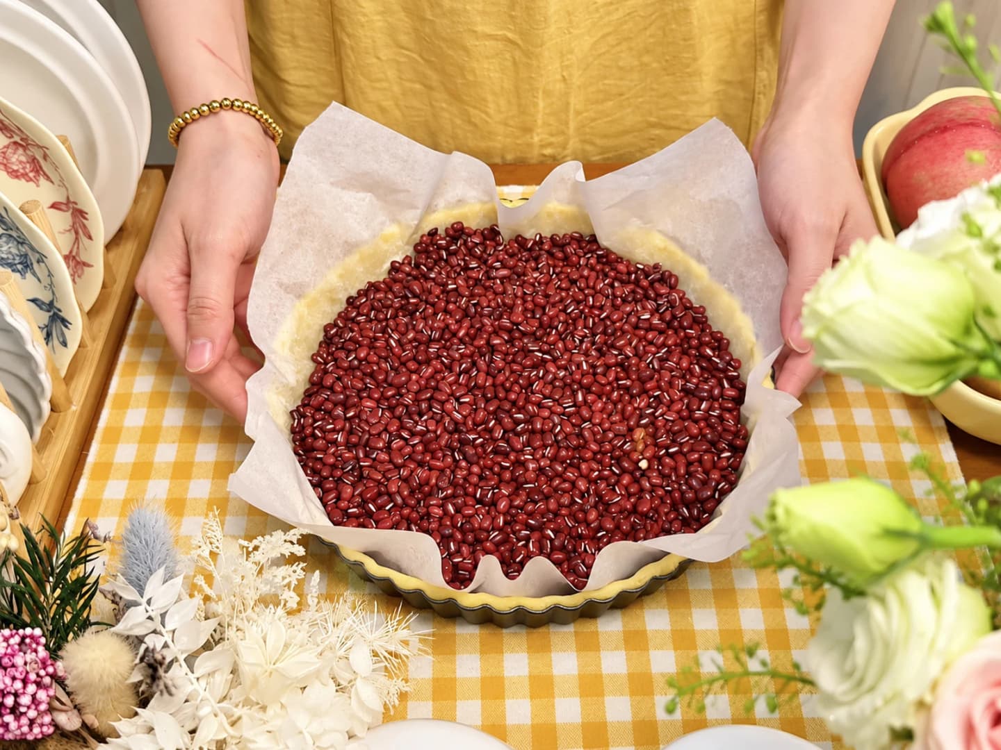 Tạo hình và nướng sơ vỏ tart
