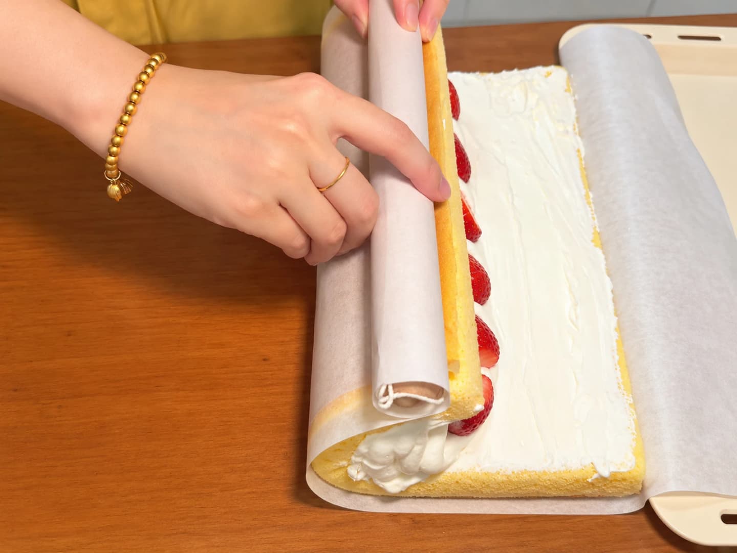 Cuộn bánh và làm lạnh định hình
