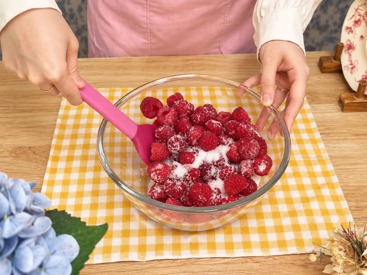 Macerate the raspberries